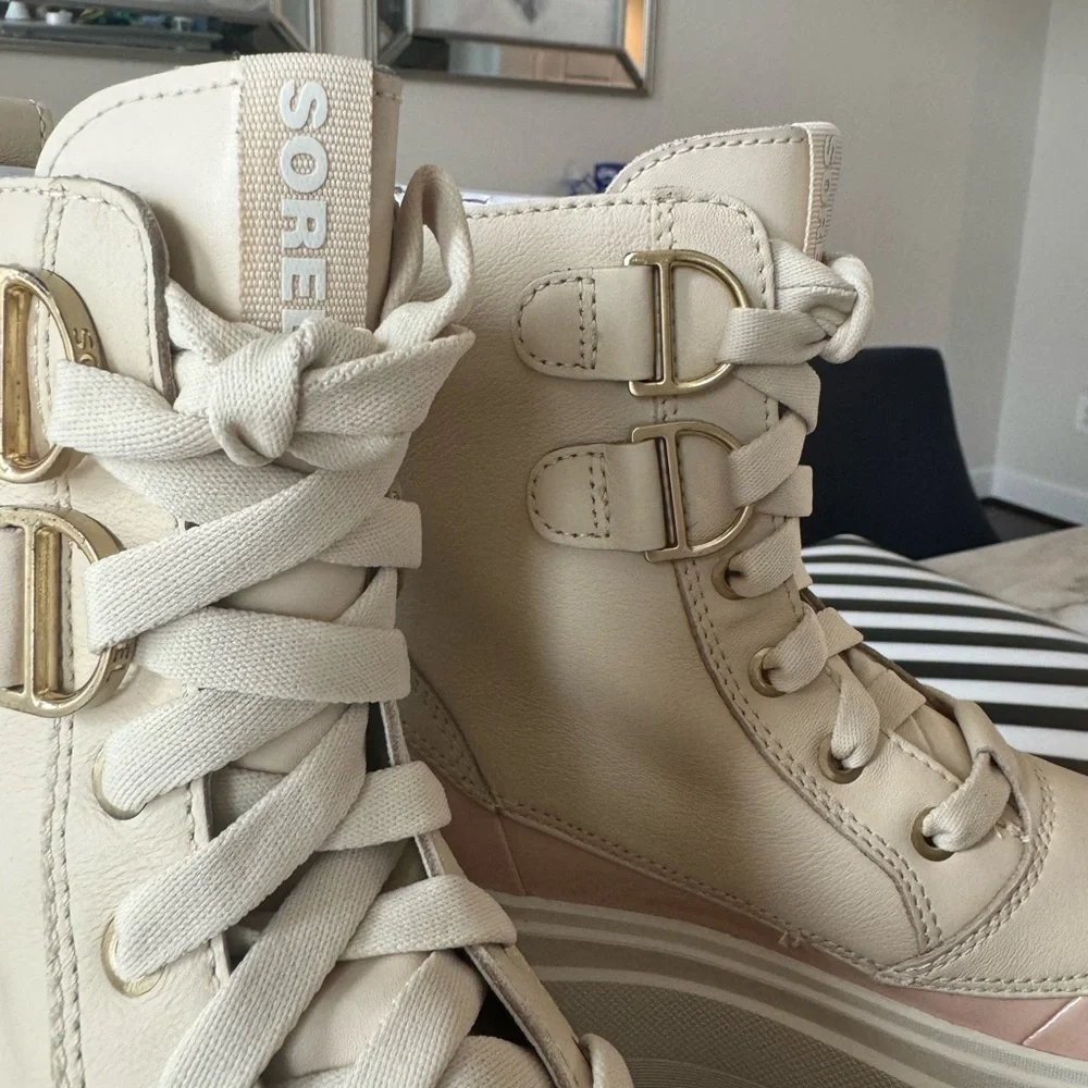 NWT Sorel Caribou X Chelsea Lace Up Platform Boots Pink Cream MSRP $210 - Picture 5 of 14